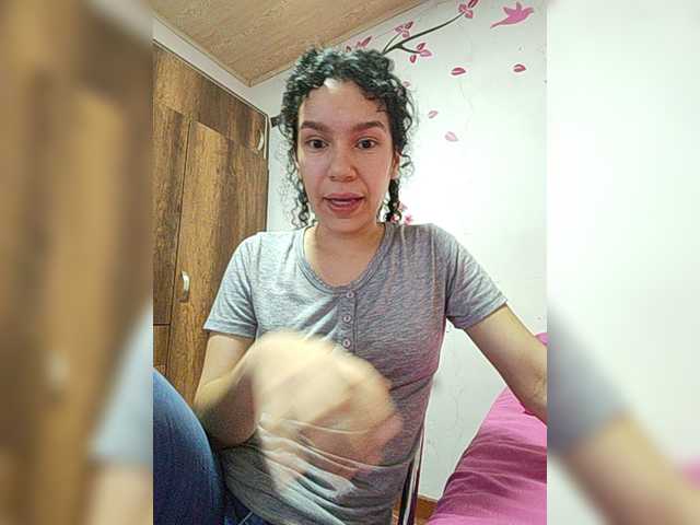 KAROLKAT live cam