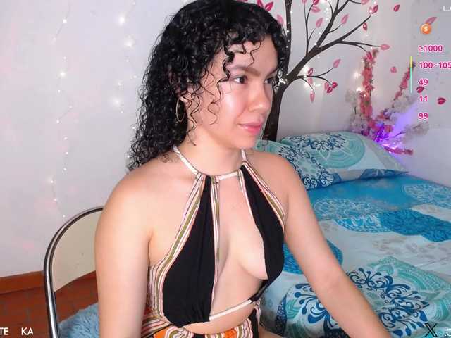 KAROLKAT live cam on BongaCams