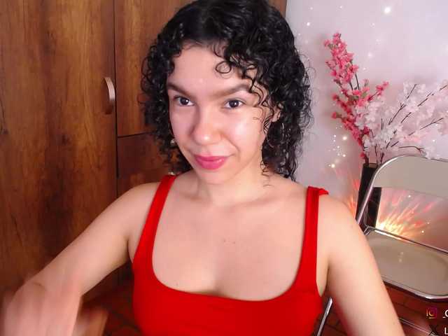 KAROLKAT live cam on BongaCams