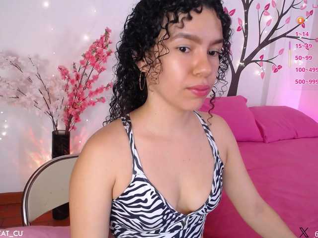 KAROLKAT live cam on BongaCams