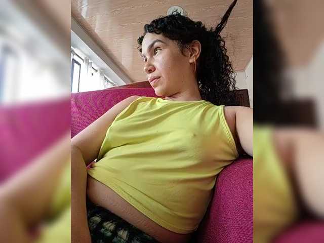 KAROLKAT live cam on BongaCams