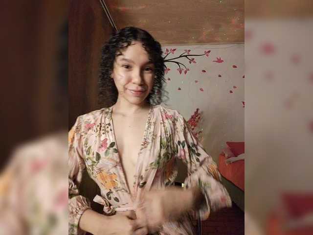 KAROLKAT live cam on BongaCams