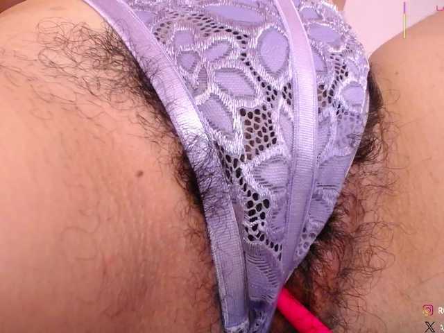 KAROLKAT live cam on BongaCams
