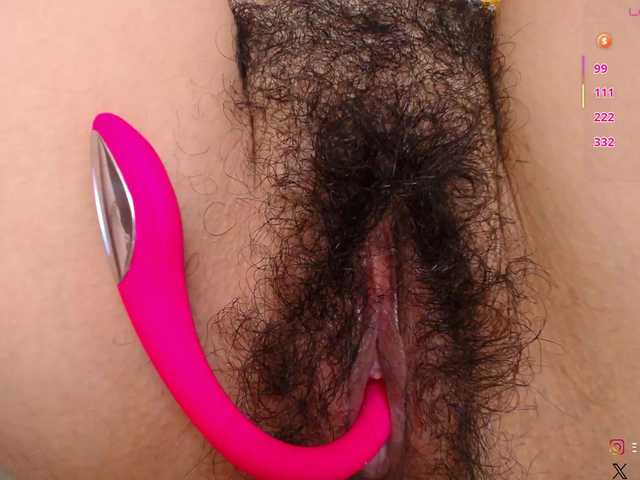 KAROLKAT live cam preview