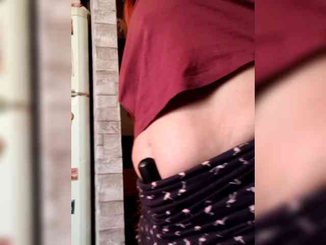 LoveTinaXxx webcam