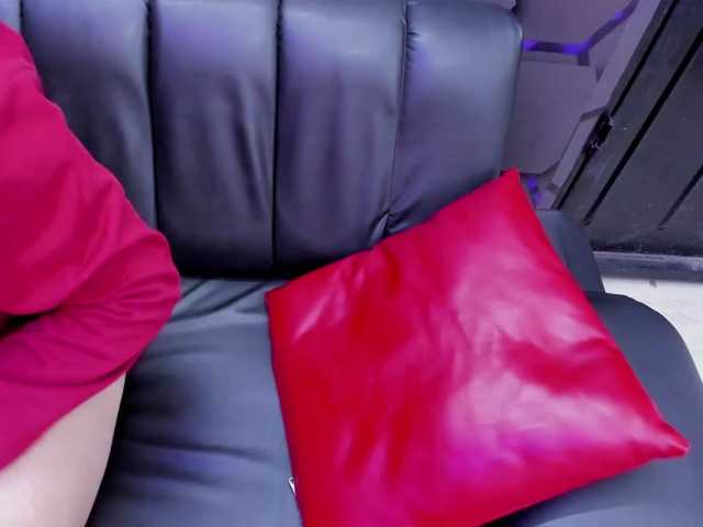 blow2job-latt live cam preview