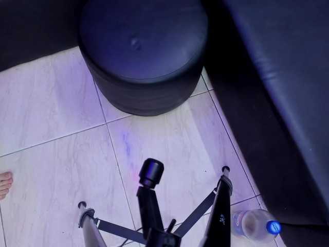 blow2job-latt live cam on BongaCams