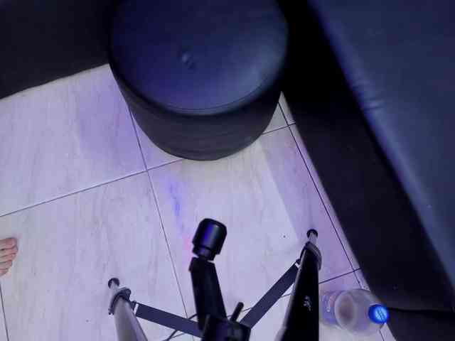 blow2job-latt webcam