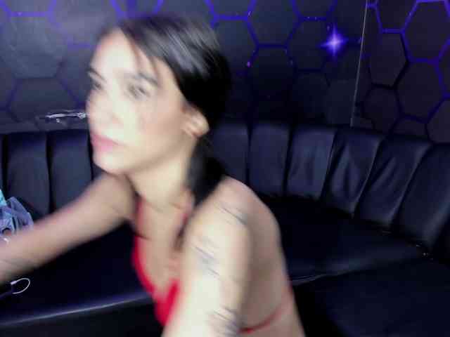 blow2job-latt live couple cam on bongacams
