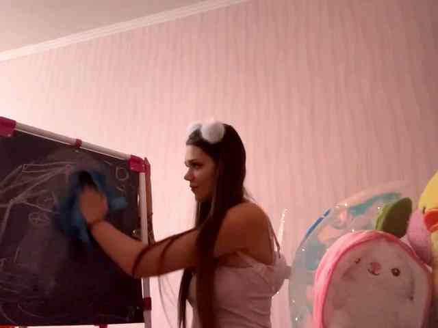 LinaBarb webcam