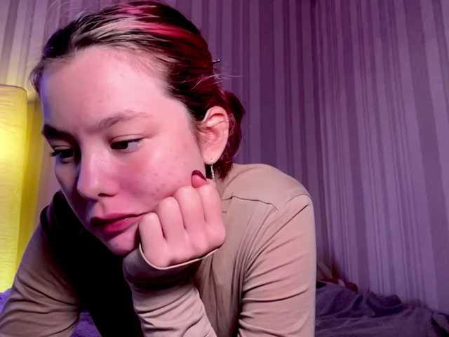 JennyHolmers, en vivo ahora en BongaCams