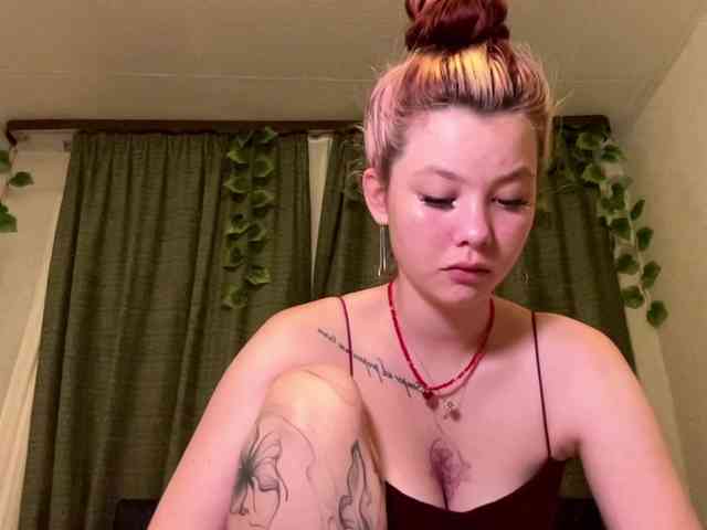 JennyHolmers webcam