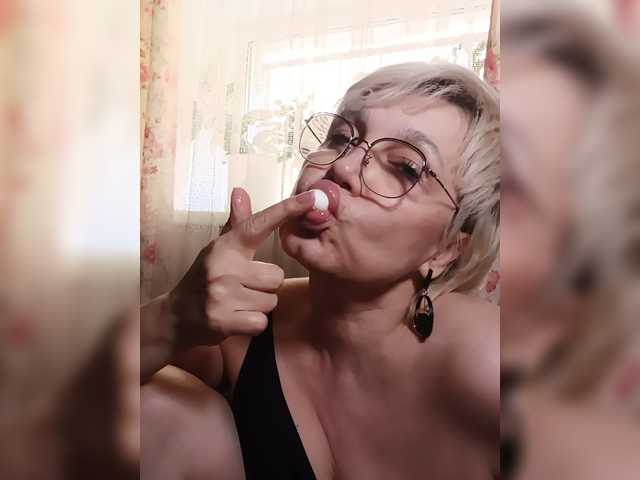 Lienda live webcam show