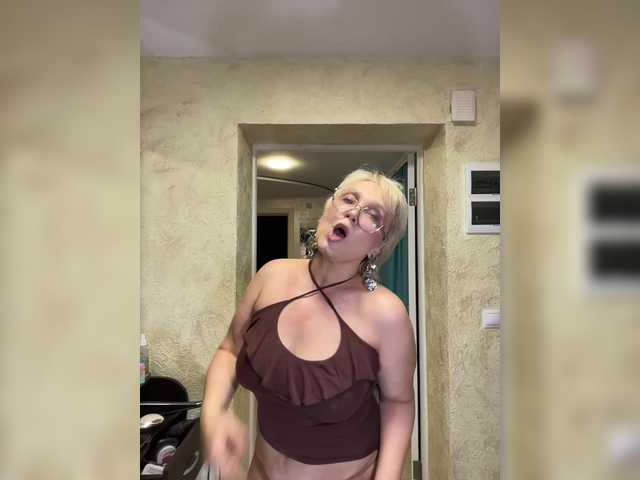 Mielena live cam on BongaCams
