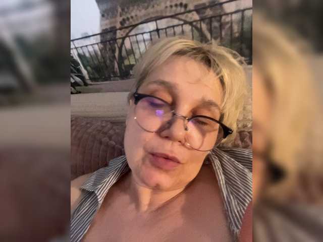 Mielena live cam on 