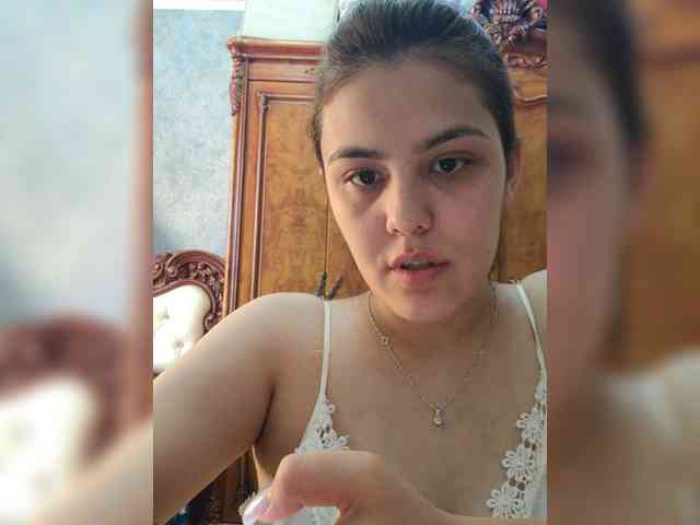 Модель: AliciaCooper