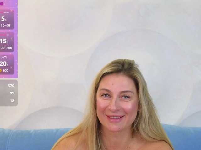 Lolomure live cam on BongaCams