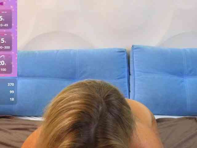 Lolomure's webcam live show