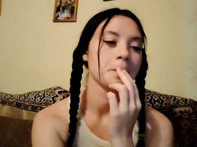 AnnettaStuffle live cam on BongaCams