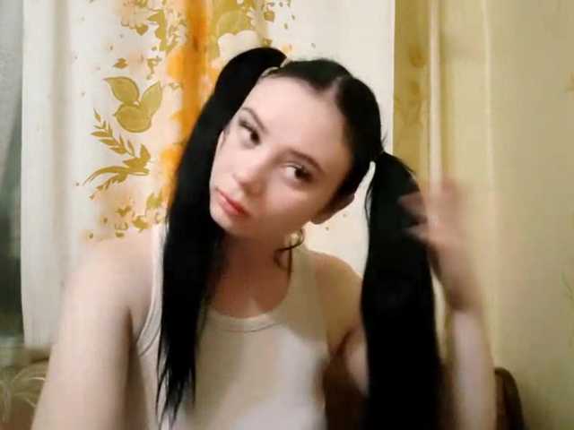AnnettaStuffle live cam on BongaCams