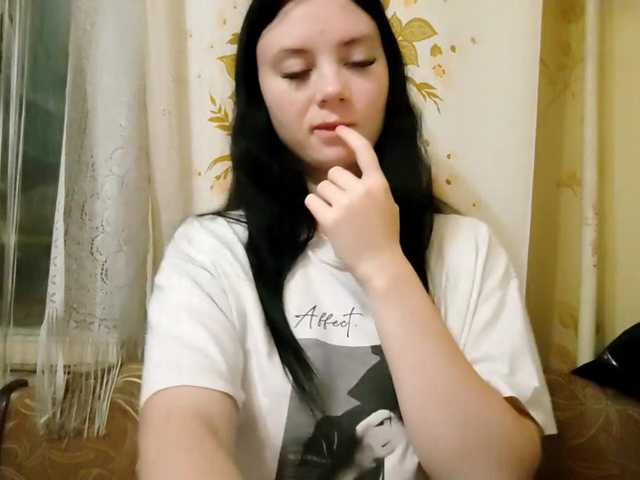 AnnettaStuffle live cam on BongaCams