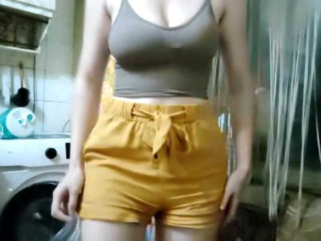 AnnettaStuffle live cam on BongaCams