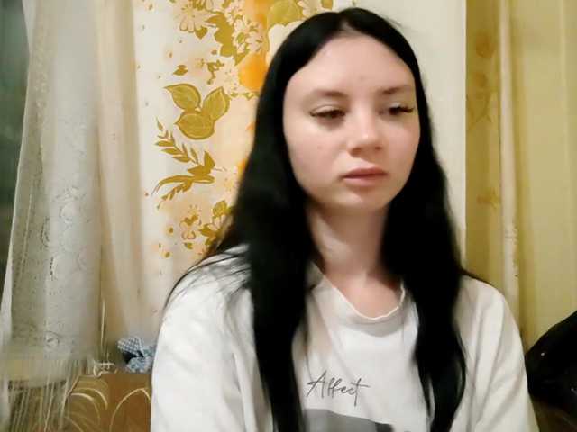 AnnettaStuffle live cam on BongaCams
