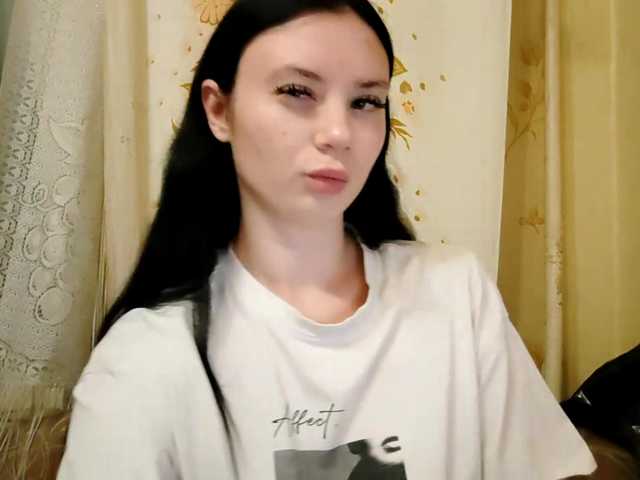 AnnettaStuffle live cam on BongaCams