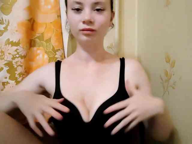 AnnettaStuffle webcam