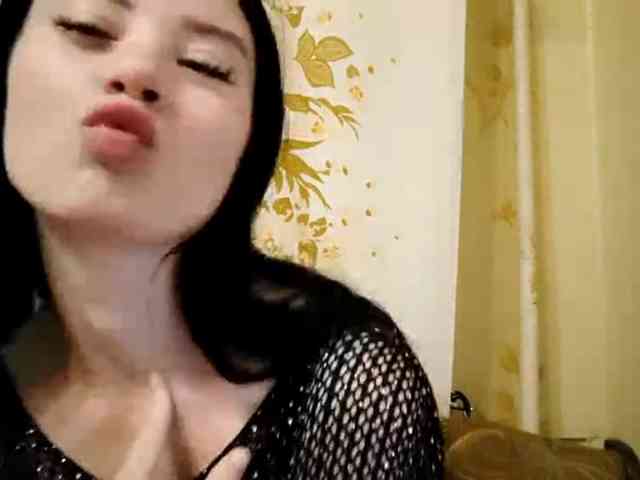 Annettastuffle's cam show statistics and live stream