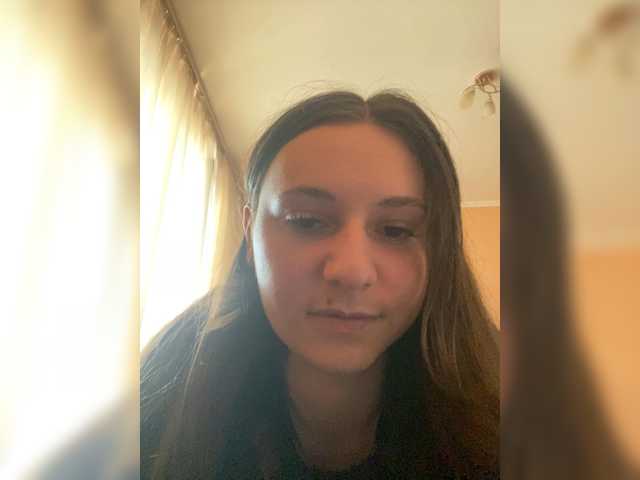 Kirrraaa live cam on BongaCams