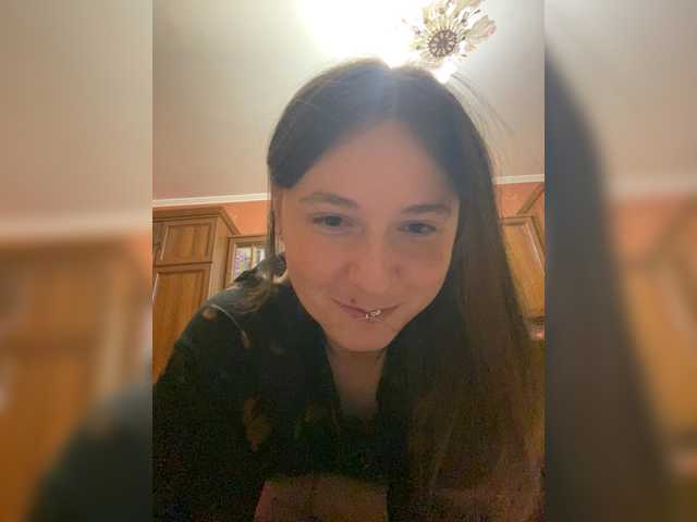 Kirrraaa live cam on BongaCams