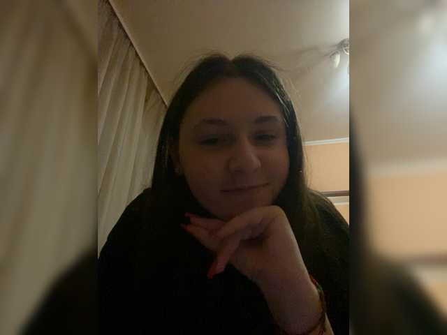 Kirrraaa live cam on BongaCams