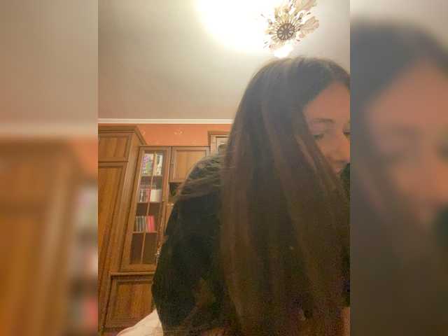 Kirrraaa live cam on BongaCams