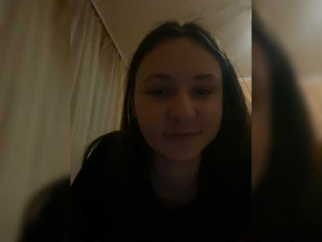 Kirrraaa live cam on BongaCams