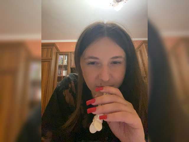 Kirrraaa live cam on BongaCams