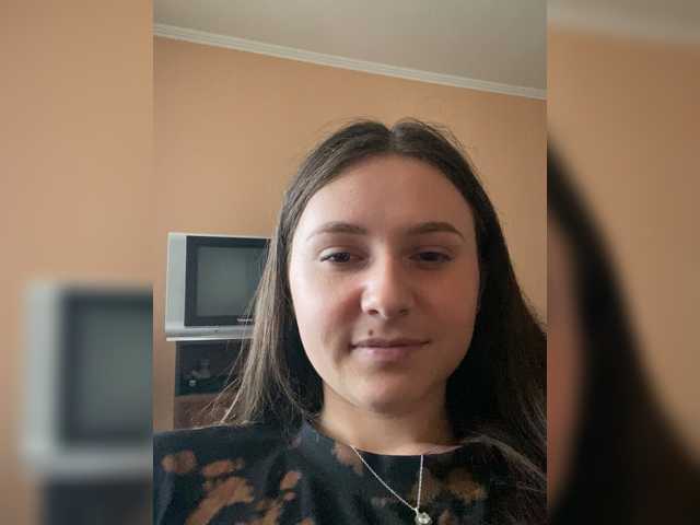 Live трансляция Kirrraaa - slutnetki.online