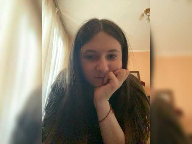 Kirrraaa live cam on BongaCams