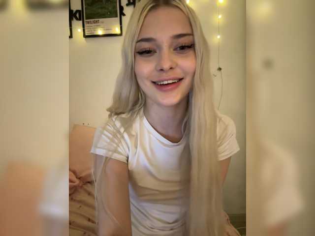 ItsIsabellea live cam on BongaCams