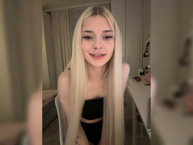 ItsIsabellea live cam on BongaCams