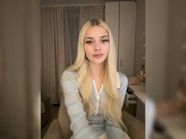 ItsIsabellea live cam on BongaCams