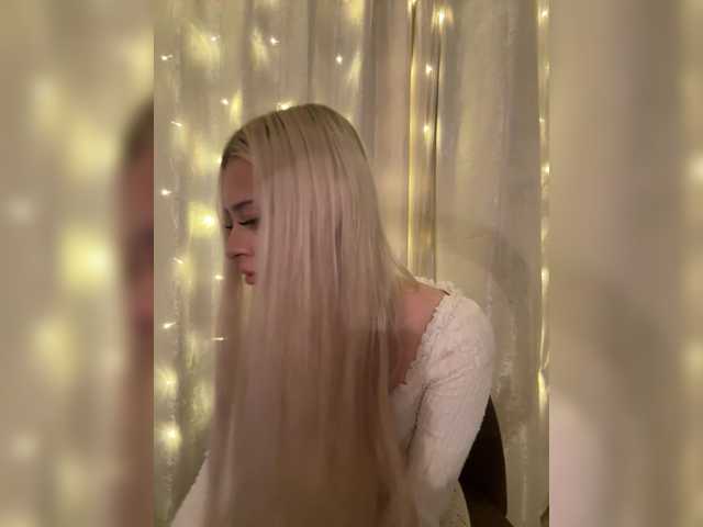 ItsIsabellea live cam on BongaCams