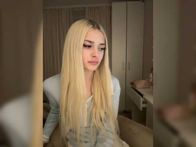 ItsIsabellea live cam on BongaCams