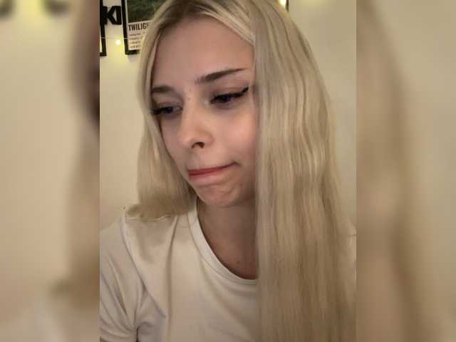 ItsIsabellea live webcam show