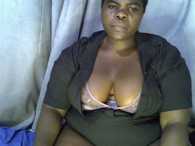 Bbwebonyw254, en directo ahora en BongaCams