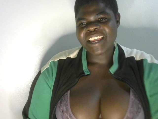 Bbwebonyw254 live cam on BongaCams