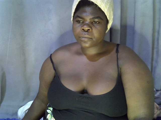 Bbwebonyw254 live cam on BongaCams