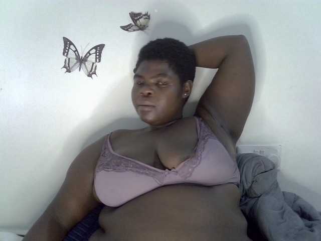 Bbwebonyw254 live cam