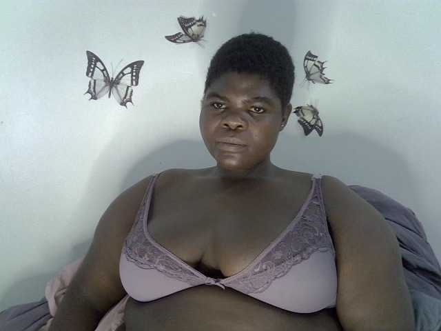 Bbwebonyw254 live cam