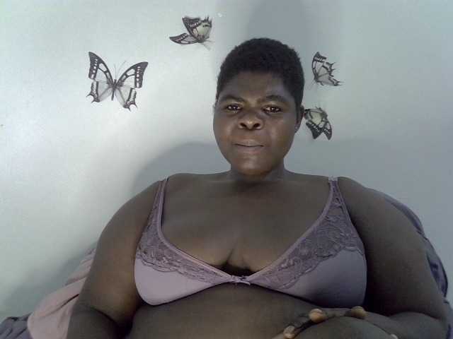 Bbwebonyw254 live cam